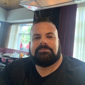 Meet your Posher, Dana